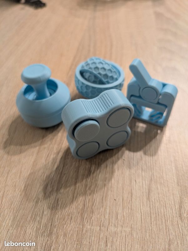 OBEST 4 Jouets Sensoriels Anti-stress – Porte-clés Spiky En Silicone – Pour TDAH, Anxiété, Autisme – Adultes Et Enfants