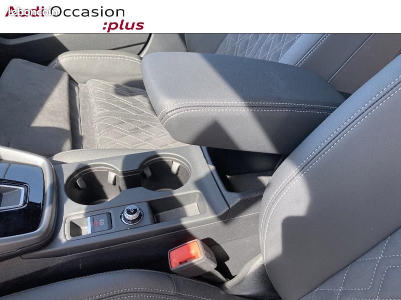 Audi A3 Sportback 1.5 TFSI 150ch Hybride S line S tronic 7 (image 14)