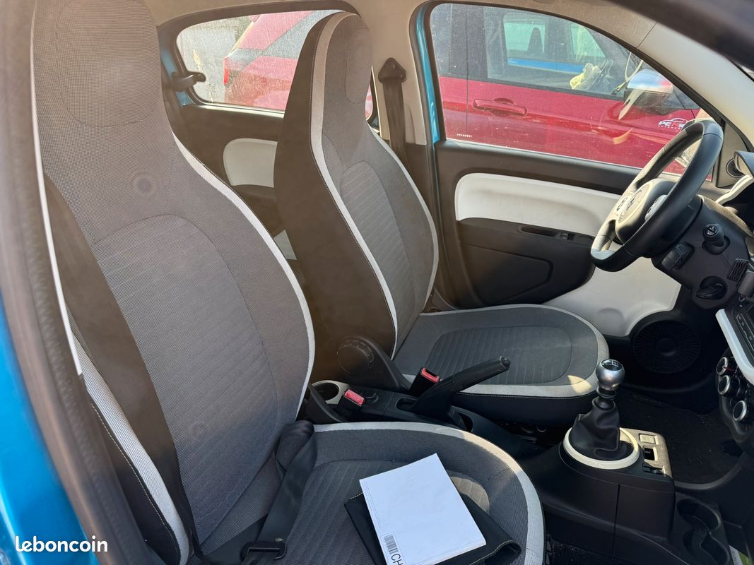 RENAULT TWINGO 0.9 TCE LIMITED 5/2017 110429km ACCIDENTÉ (image 6)