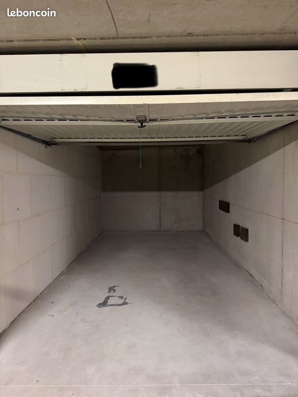 Parking 16 m² · à Vertou · 16 m² · 120 €
