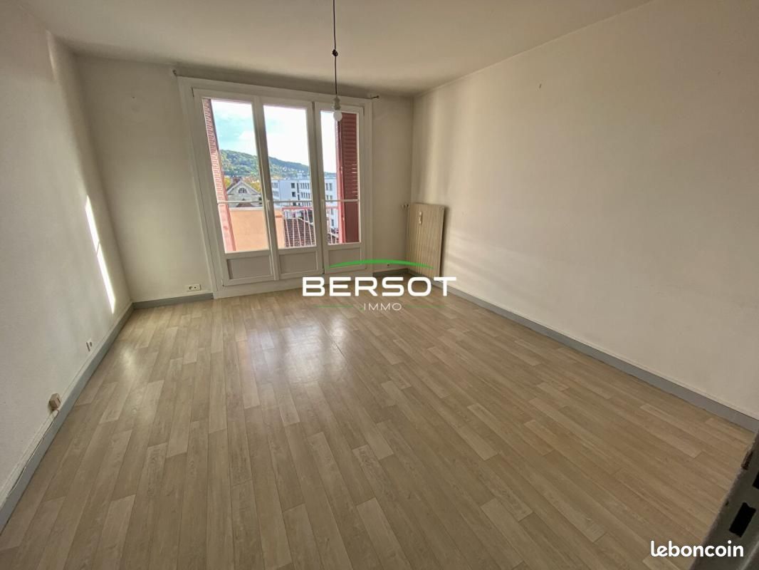 Appartement 3 pièces 58 m² · à Vesoul · 58 m² · 525 €