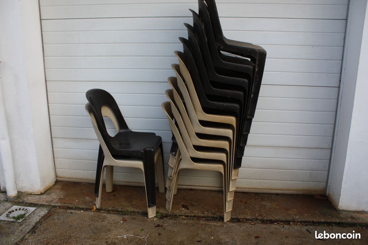 Lot Chaises (image 1)