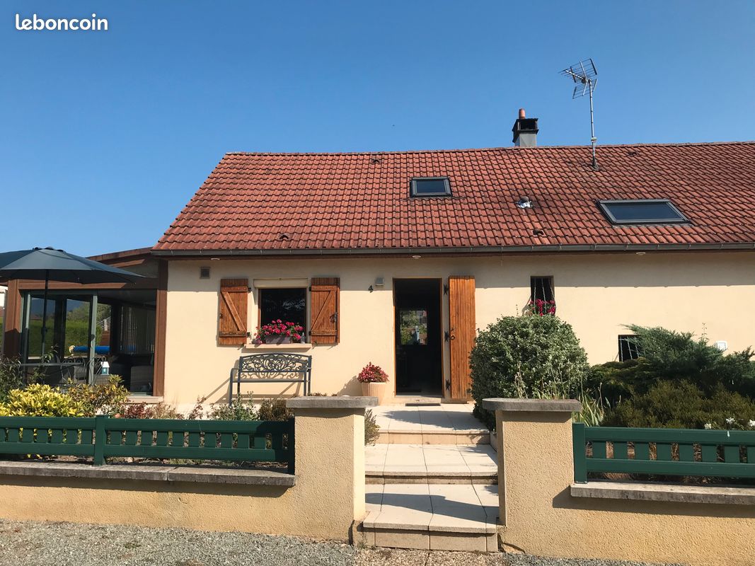 Maison 5 pièces 130 m² · à Chaux · 130 m² · 250 000 €