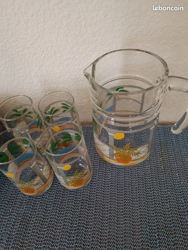 Verres + carafe neufs (image 1)