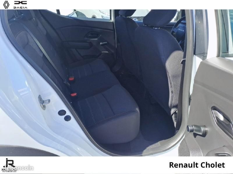 Dacia Sandero 1.0 TCe 90ch Stepway Essential -24 (image 22)