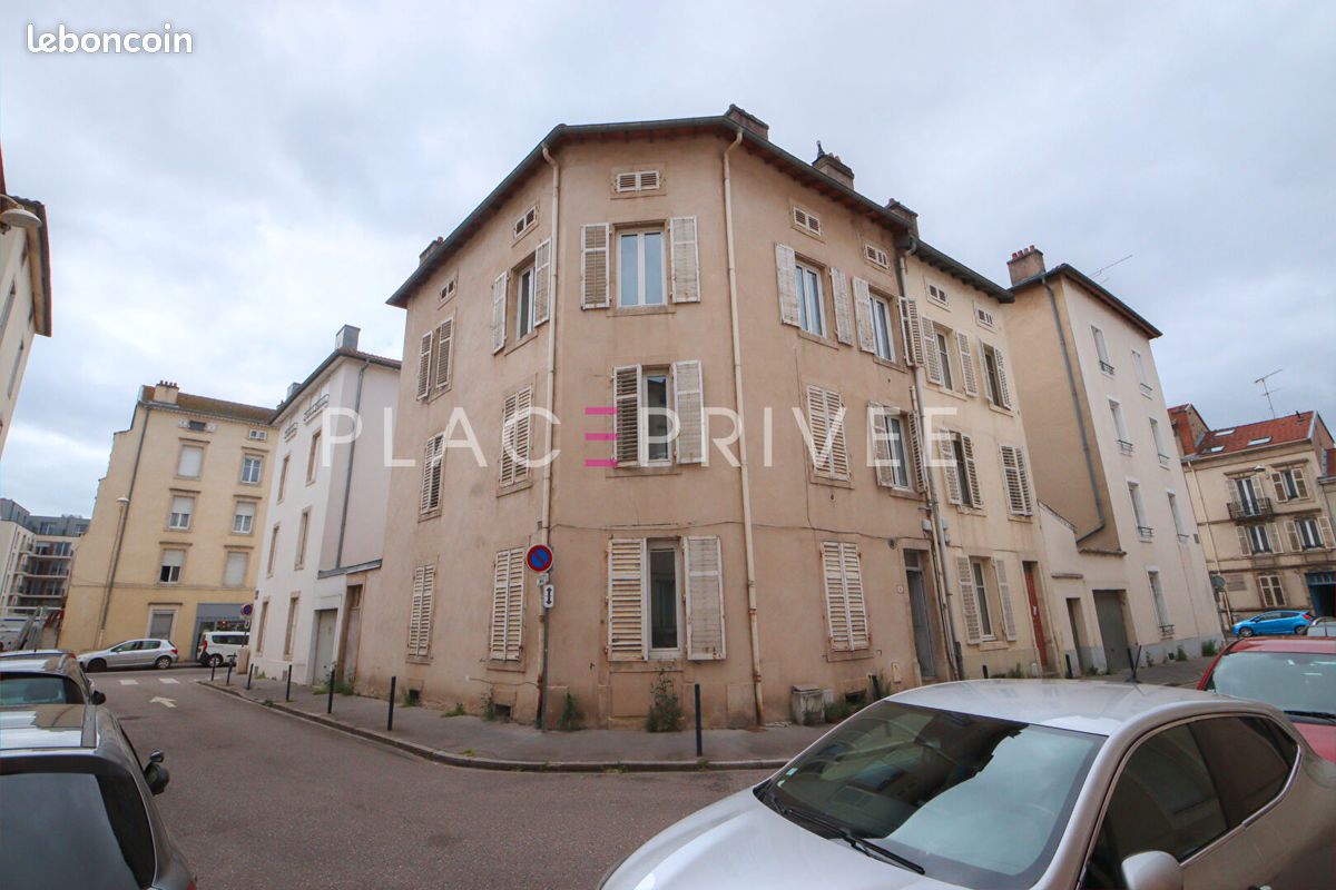 Immeuble 9 pièces 238 m² (image 1)