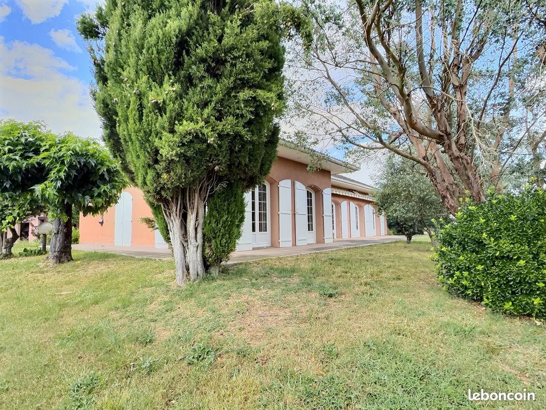 Propriété 5 pièces 175 m² (image 21)