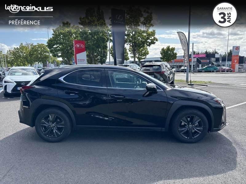 Lexus UX 250h Luxe 2WD (image 7)