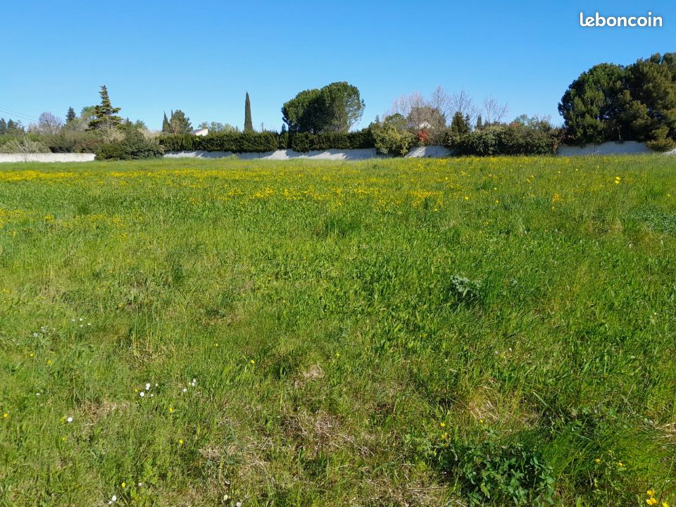 Terrain 375 m² Sorgues · 108 000 €
