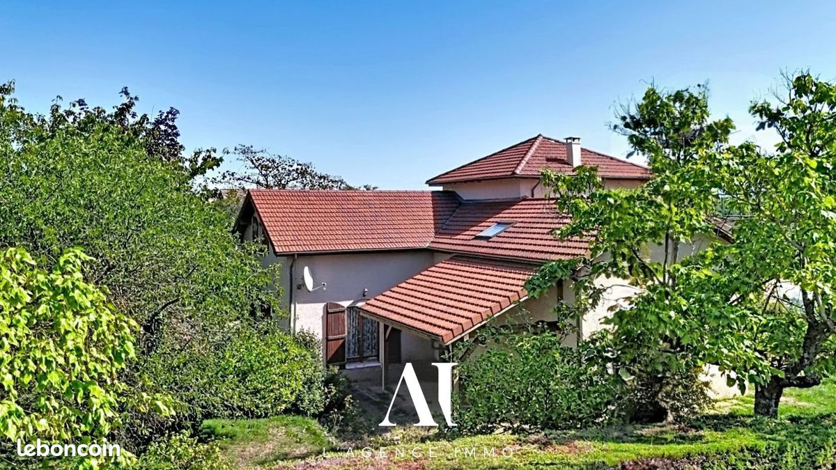 Maison 7 pièces 193 m² · à Saint-Jean-de-Gonville · 193 m² · 725 000 €