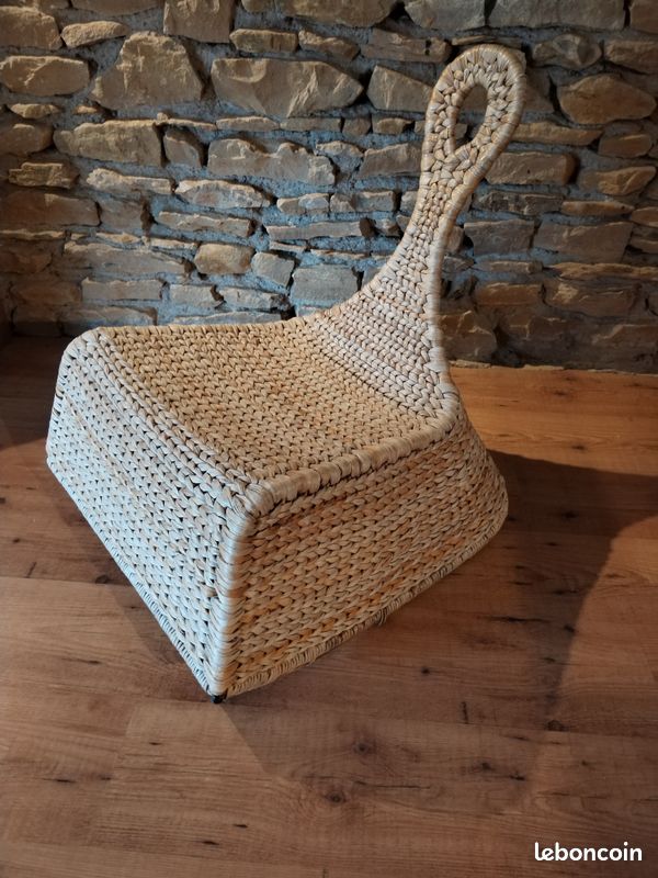 Fauteuil bascule rotin (image 1)
