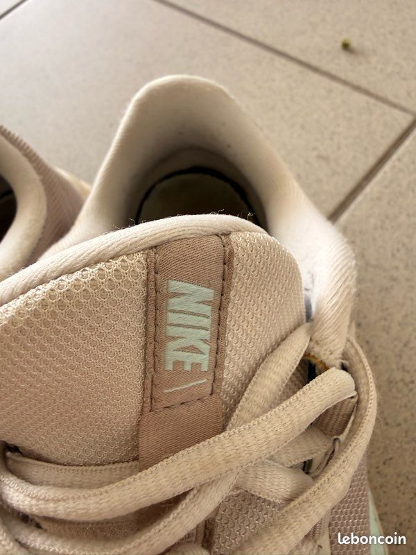 Lot de deux paires de baskets (image 3)