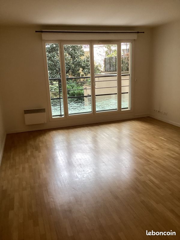 Appartement 2 pièces 54 m² · à Issy-les-Moulineaux · 54,2 m² · 1 240 €/mois