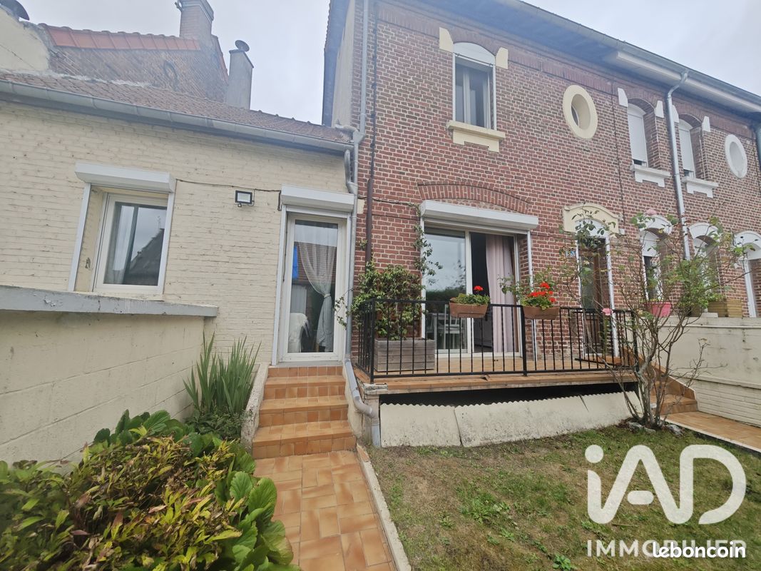 Maison 5 pièces 123 m² · à Étricourt-Manancourt · 123 m² · 125 000 €