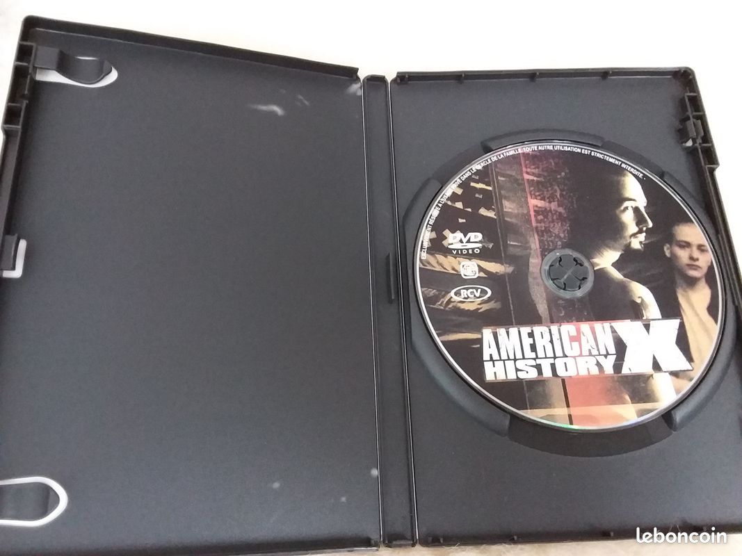 DVD - American History X (image 3)