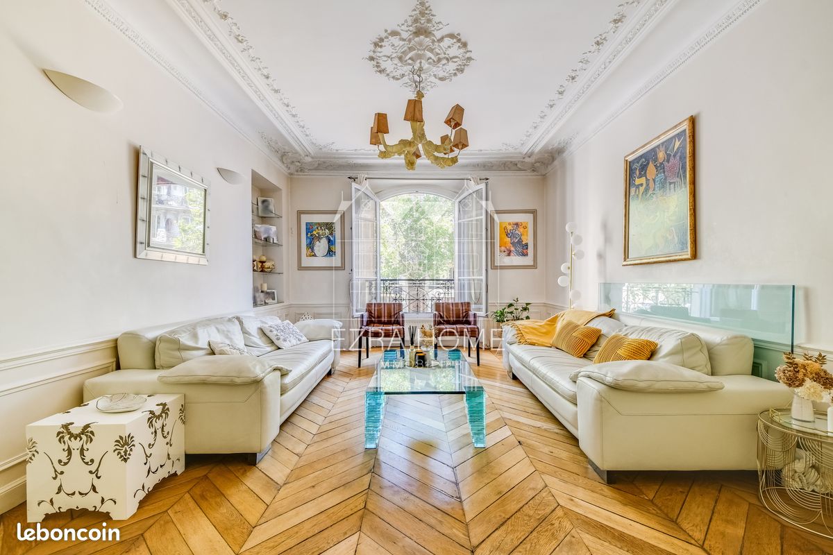 Appartement 4 pièces 122 m² · à Paris · 122 m² · 1 160 000 €