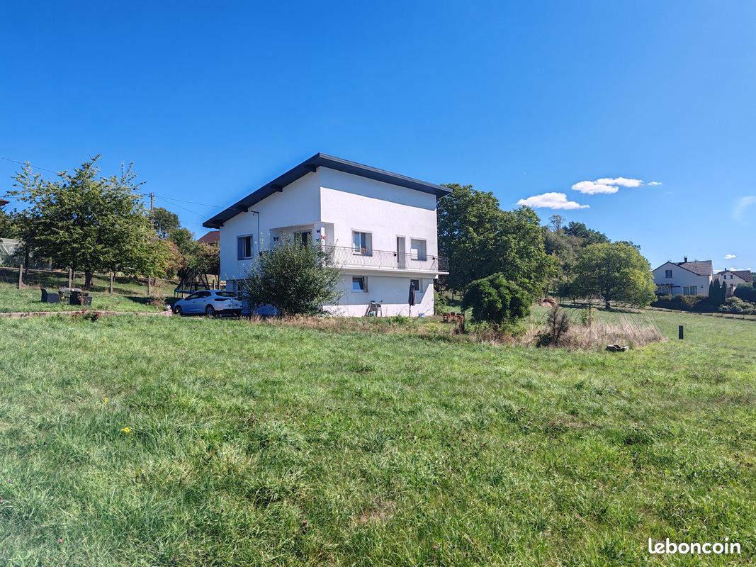 Maison 4 pièces 73 m² · à Hadol · 73 m² · 870 €/mois