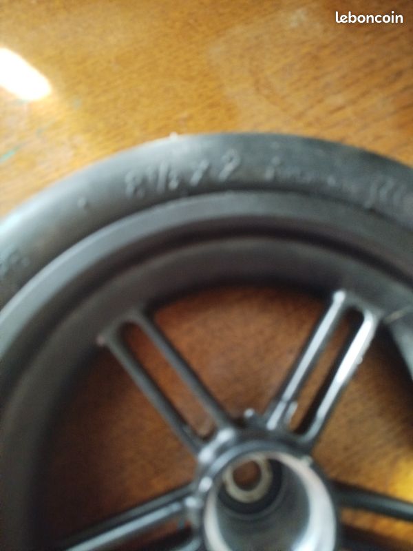 Roue avant trottinette électrique 8" (image 2)
