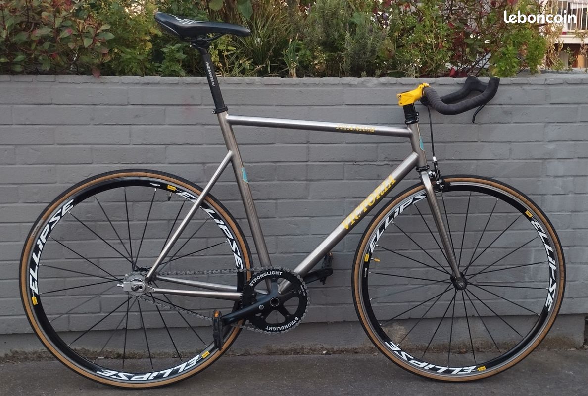 Cadre Route Titane LEON GENUS Taille 54cm - Montage Chris King Et Fourche ENVE, Occasion Parfait état