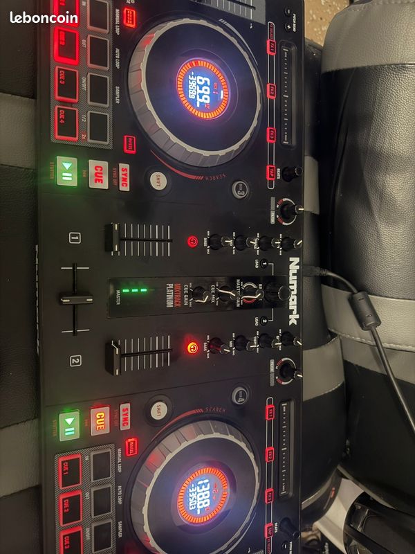 Je vends mon contrôleur Dj NUMARK MIX TRACK PLATINUM (image 5)