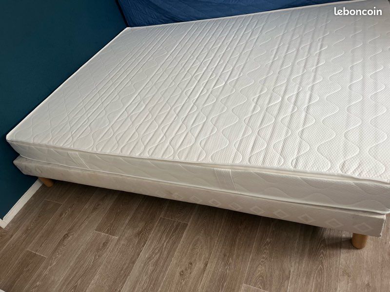 Sommier plus matelas (image 1)