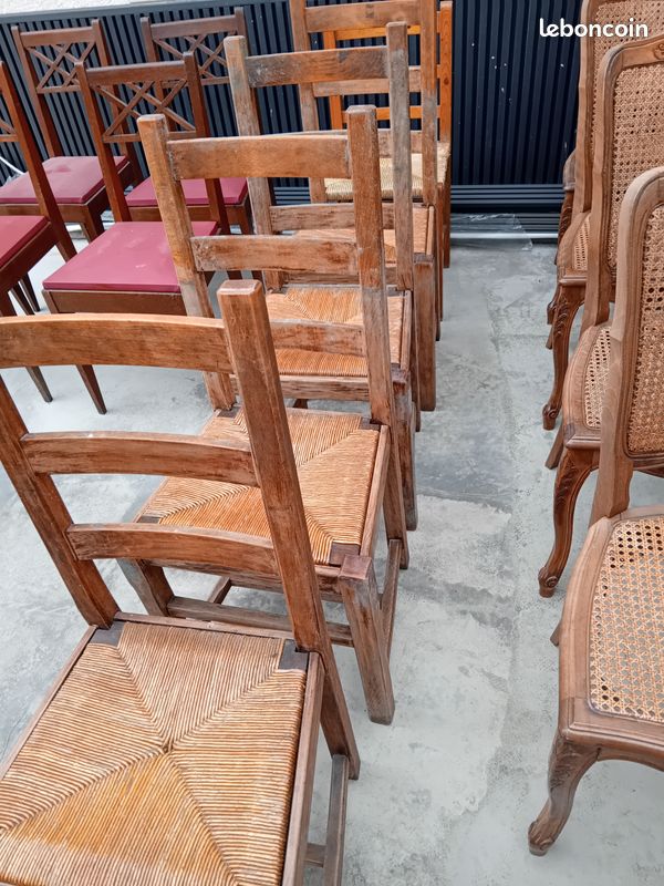Lot de chaises (image 1)