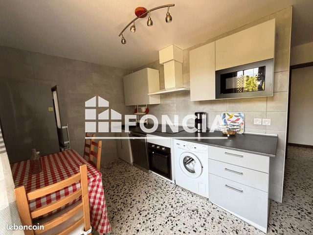 Appartement 3 pièces 65 m² à Saint-Martin-d'Hères