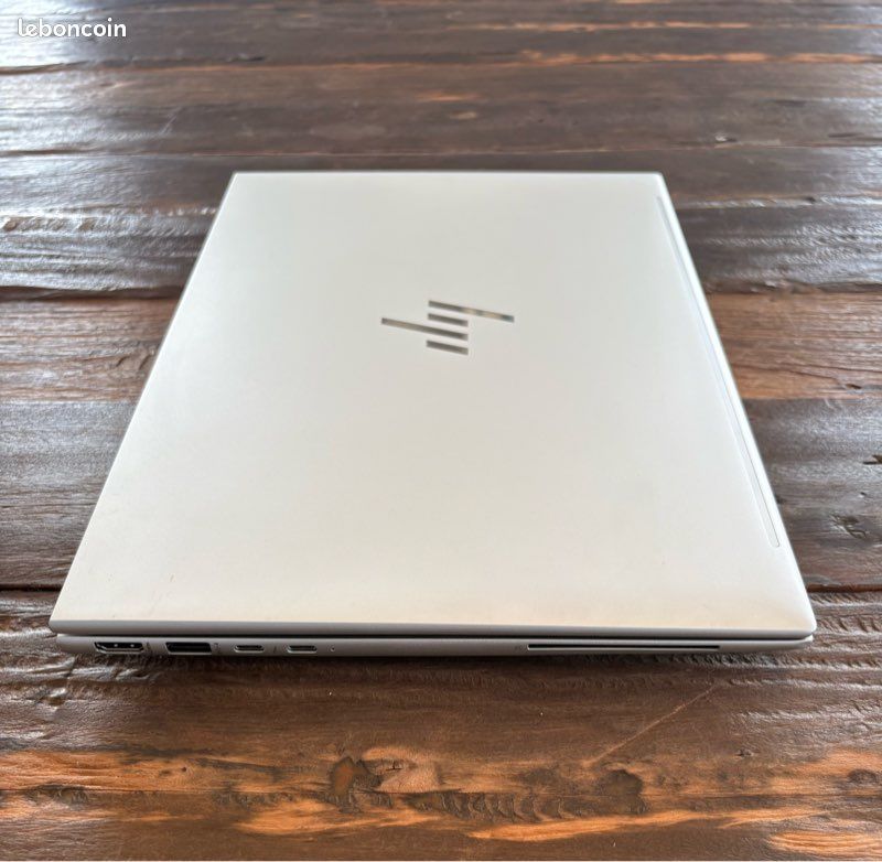 Test du HP EliteBook 835 G9 : PC portable pro puissant à l'écran