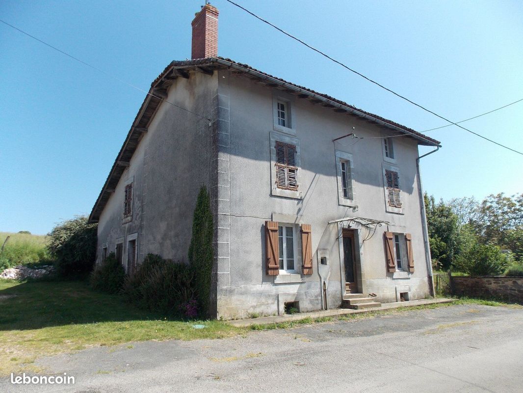 Maison 6 pièces 133 m² · à Vayres · 133 m² · 84 000 €