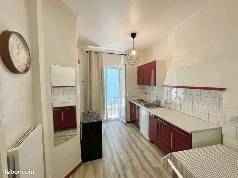 Appartement 1 pièce 25 m² · à Nîmes · 25 m² · 470 €