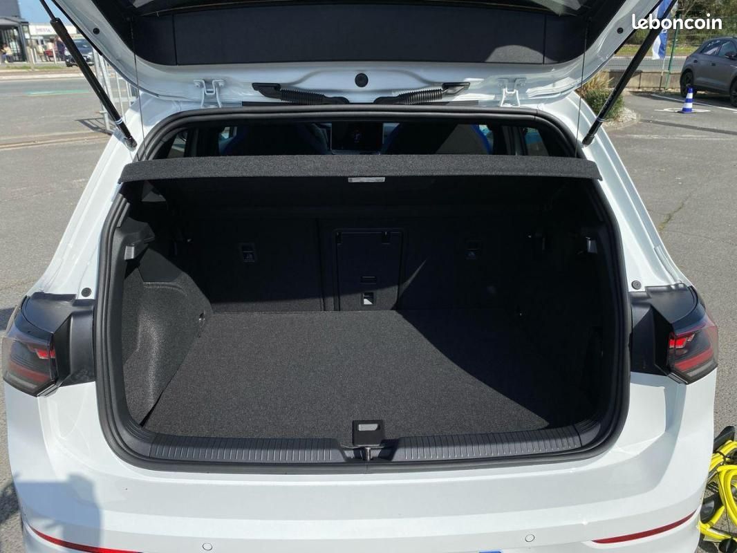 Volkswagen Golf 8 FL 1.5 EHYBRID 272CH DSG6 GTE (image 31)