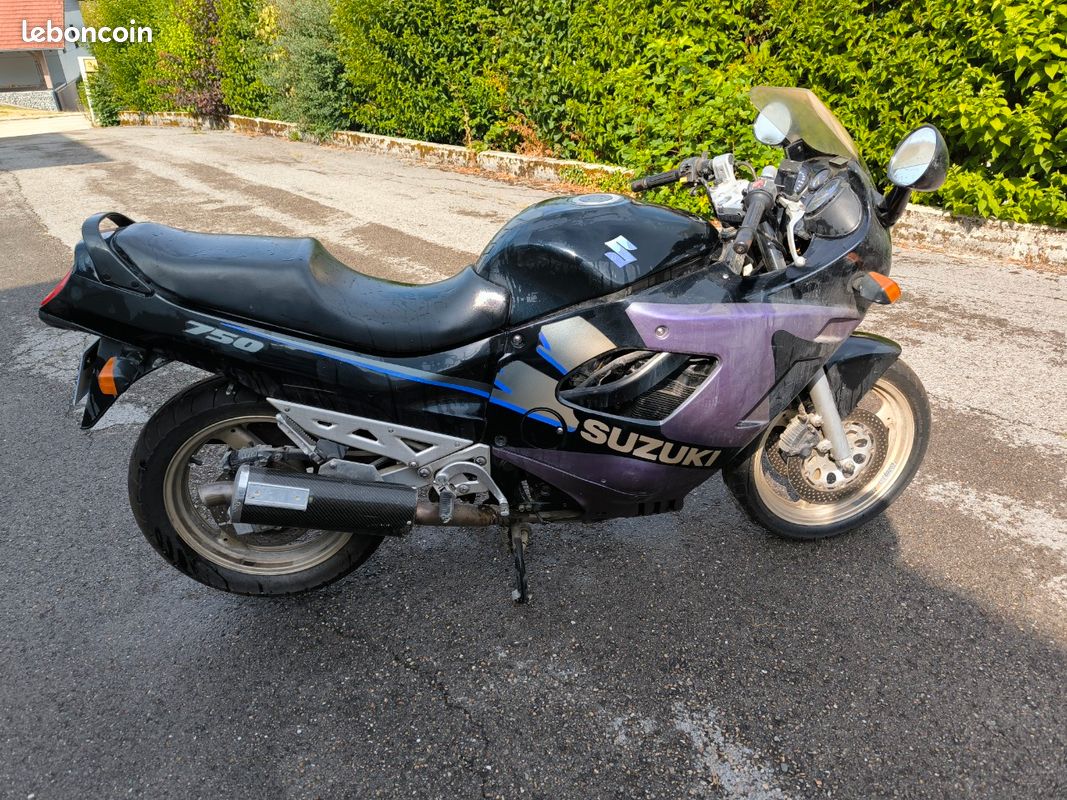 Suzuki GSX-F 750 (GR78A) - 1993 - Projet / À réviser (image 2)
