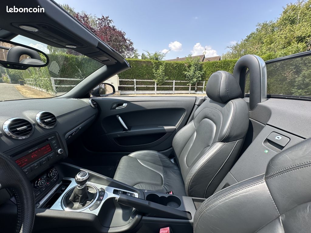 Audi tt 2.0l tfsi 200 ch cabriolet 60600 kms schwartz cuir noir xenon historique (image 5)