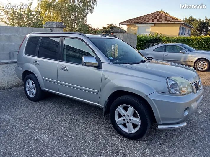 Joli Nissan X-Trail 2.2 dci CT OK (image 1)