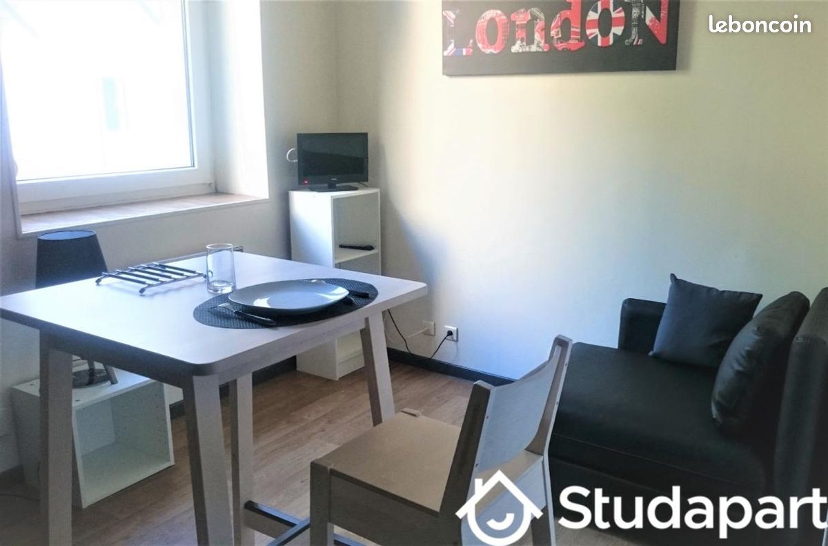 Appartement 1 pièce 15 m² · à Reims · 15 m² · 460 €