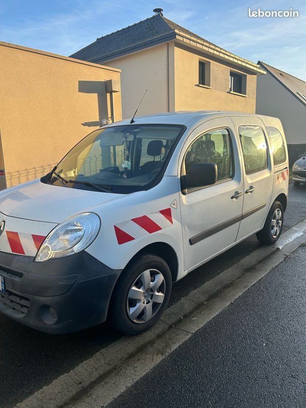 Renault Kangoo II dCi – 2008 – Pour professionnel (sans CT