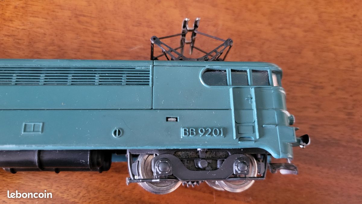 Train Jouef Locomotive BB 9201 + Wagons Et Rails – Lot Occasion
