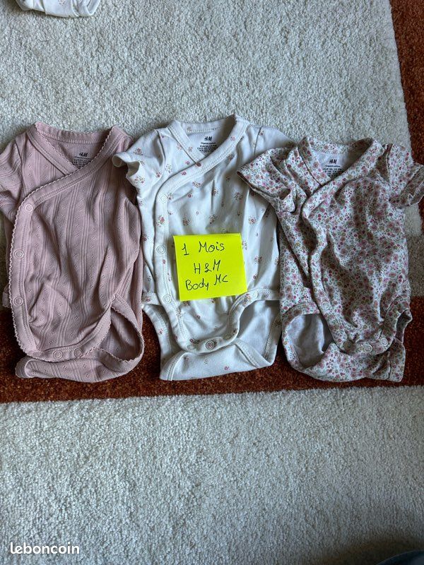 Lot vêtements 0-1 mois (image 4)
