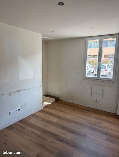 Appartement 1 pièce 33 m² · à Saint-Marcellin · 33 m² · 47 000 €