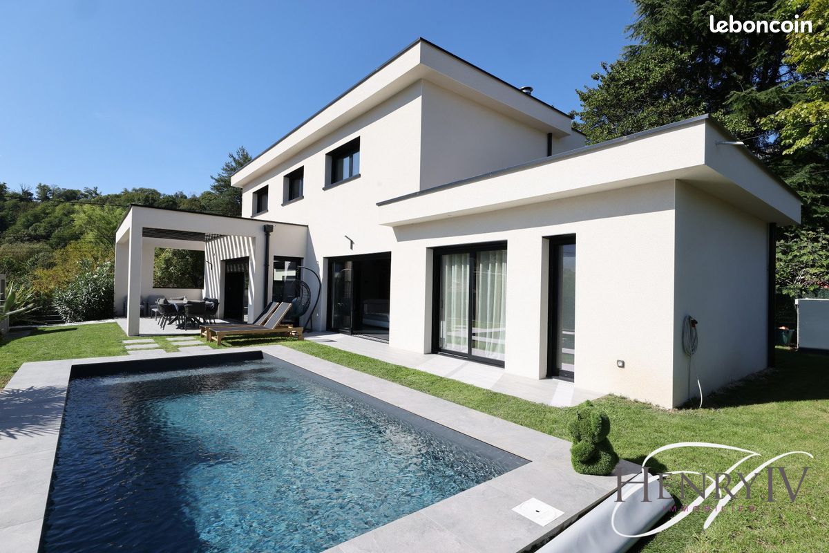 Maison 6 pièces 175 m² · à Bernin · 175 m² · 890 000 €