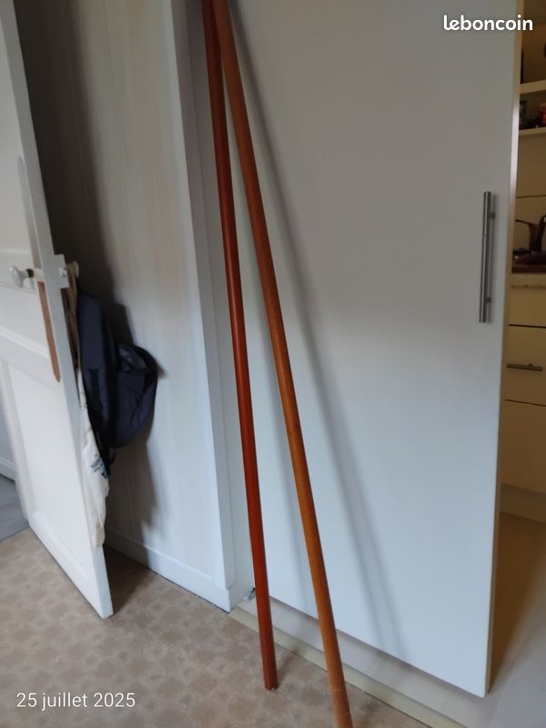 Tringle en bois (image 2)
