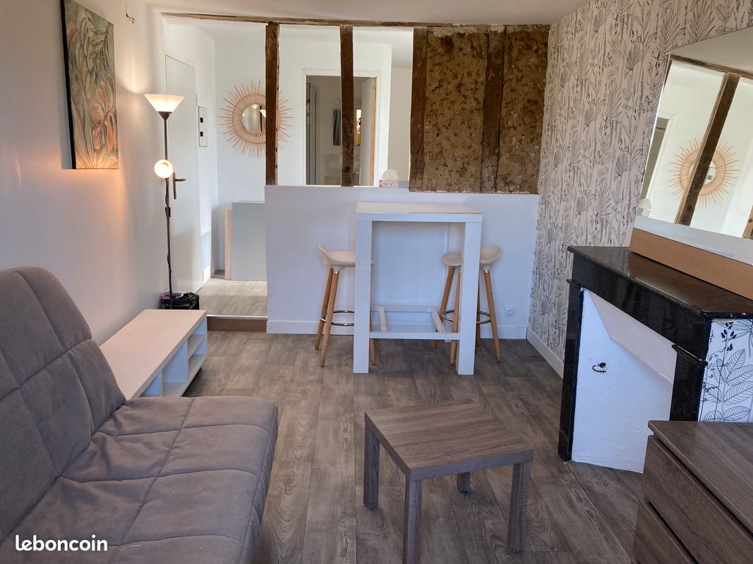 Appartement 2 pièces 23 m² · à Castres · 22,5 m² · 390 €