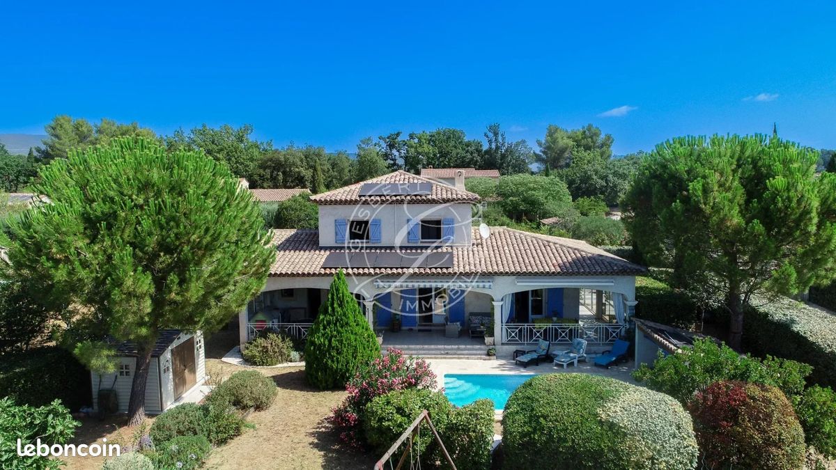 Maison 4 pièces 102 m² · à Flayosc · 102 m² · 484 000 €