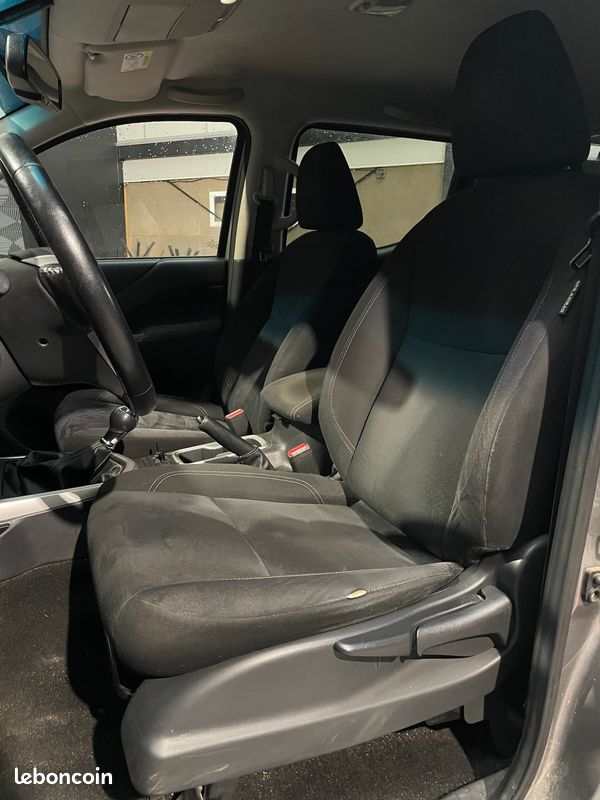 NISSAN NAVARA DOUBLE CABINE 2.3 DCI 165ch - PREPARATION UNIQUEMENT ESTHETIQUE (image 8)