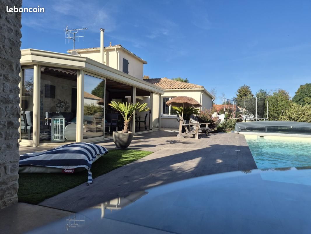 Maison 6 pièces 166 m² · à Échiré · 166 m² · 399 000 €