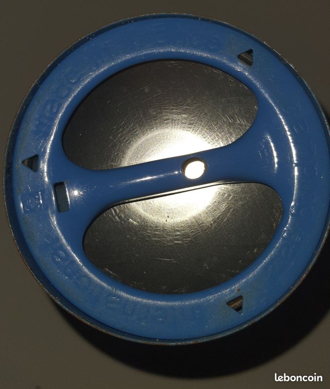 ② Lampes de Camping à Gaz pour votre Aventure