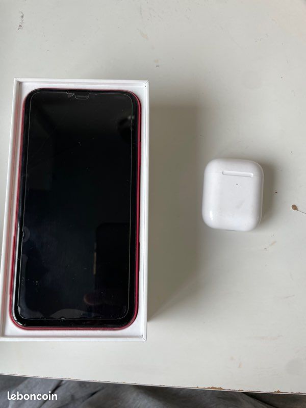 IPhone 11 + AirPods 2 (image 2)