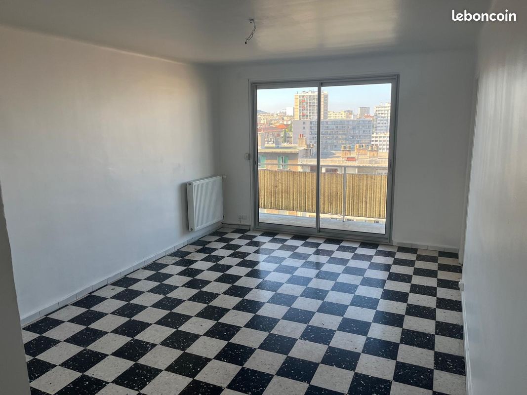 Appartement 3 pièces 57 m² · à Marseille · 57 m² · 980 €/mois