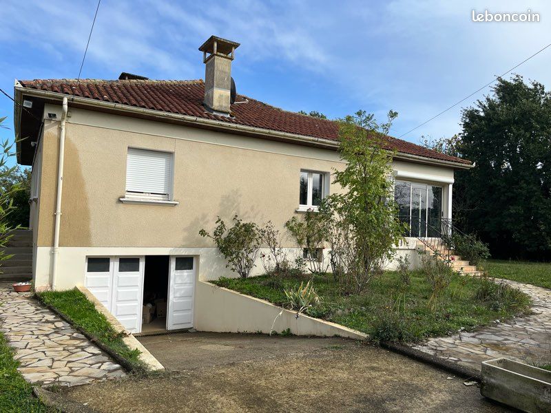 Maison 4 pièces 130 m² · à Projan · 130 m² · 950 €/mois