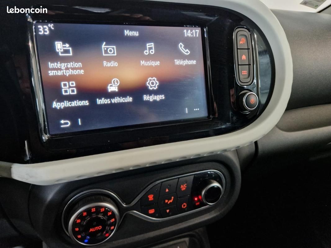 Renault Twingo E-TECH ELECTRIQUE III Equilibre (image 15)